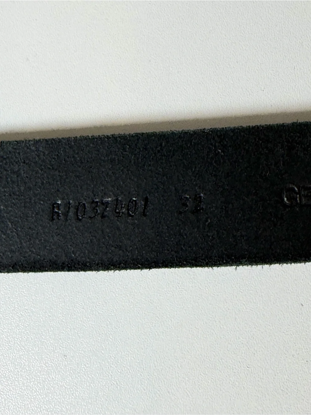 Ariat Size 32 Genuine Black Leather Men's Belt with Silver Buckle